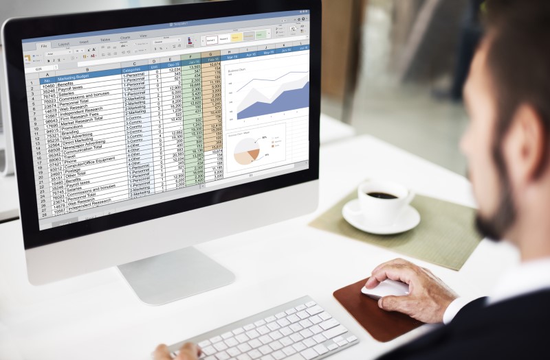 Frustrated by automated budgeting tools, I created a simple method to track spending in Excel to accurately calculate my annual spending and financial independence number.