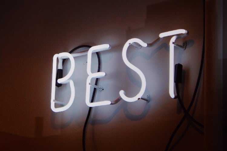 Neon sign that says Best. Here's a list of best online brokers for dividend reinvestment based on experience with several platforms and user feedback.